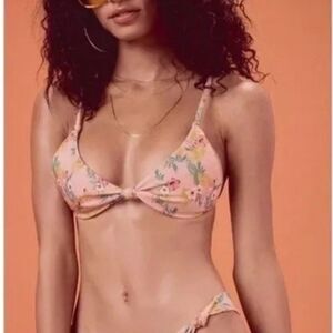 FOR LOVE AND LEMONS Antigua Bikini Top Small NWT